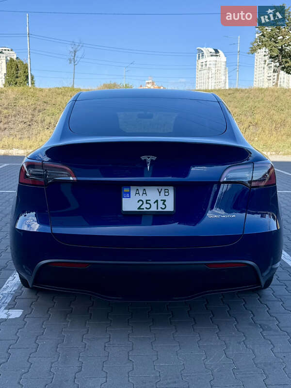 Внедорожник / Кроссовер Tesla Model Y 2021 в Киеве