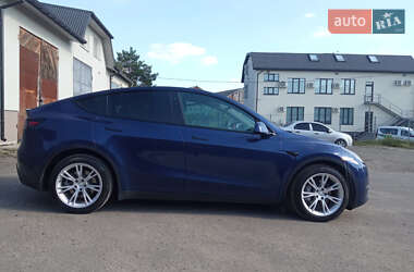 Внедорожник / Кроссовер Tesla Model Y 2021 в 