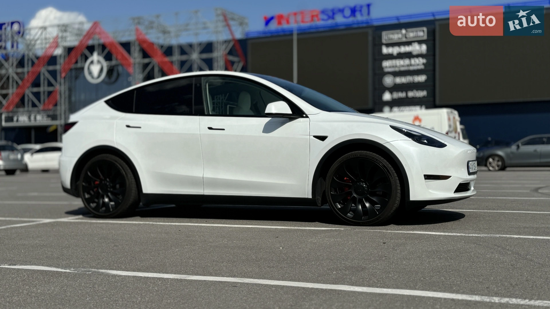 2022 Tesla Model Y - мініатюра 5