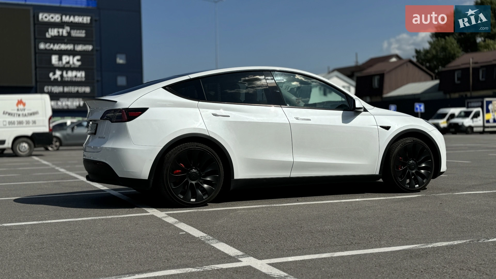 2022 Tesla Model Y - мініатюра 8