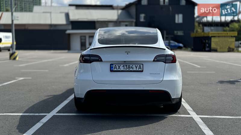 Внедорожник / Кроссовер Tesla Model Y 2022 в Киеве