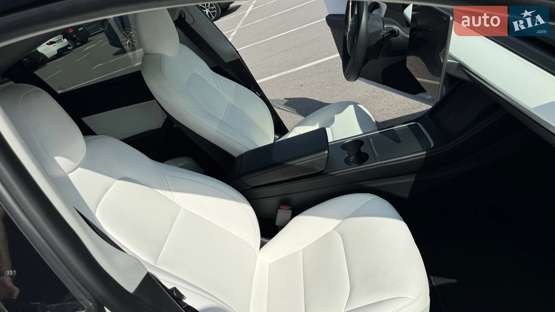 2022 Tesla Model Y - мініатюра 21