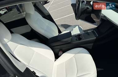 Позашляховик / Кросовер Tesla Model Y 2022 в 
