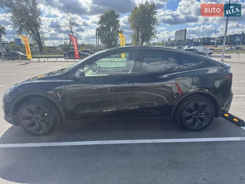 Внедорожник / Кроссовер Tesla Model Y 2024 в Киеве фото 5 Внедорожник / Кроссовер Tesla Model Y 2024 в Киеве