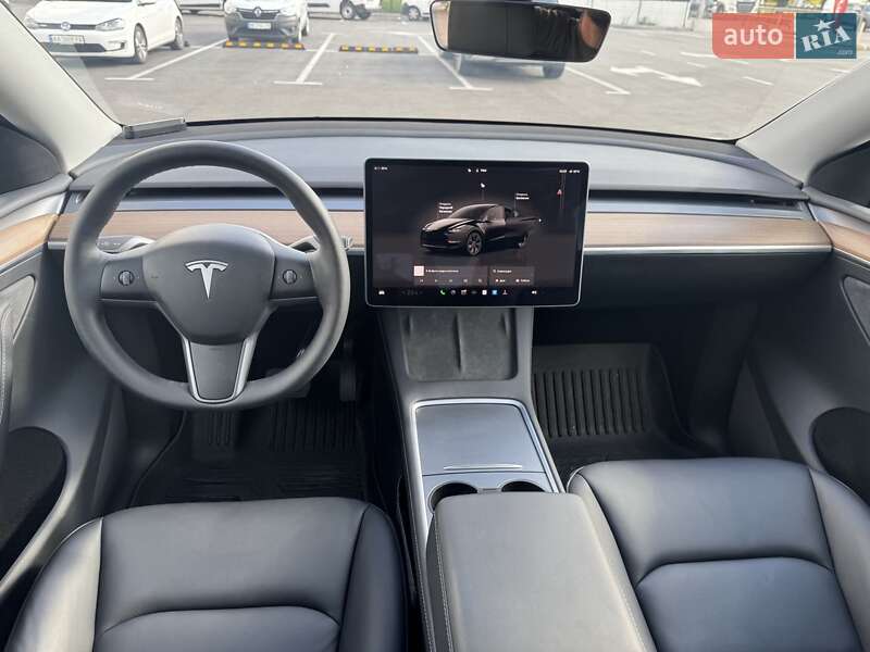 Внедорожник / Кроссовер Tesla Model Y 2024 в Киеве фото 10 Внедорожник / Кроссовер Tesla Model Y 2024 в Киеве