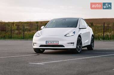 Внедорожник / Кроссовер Tesla Model Y 2024 в Ровно