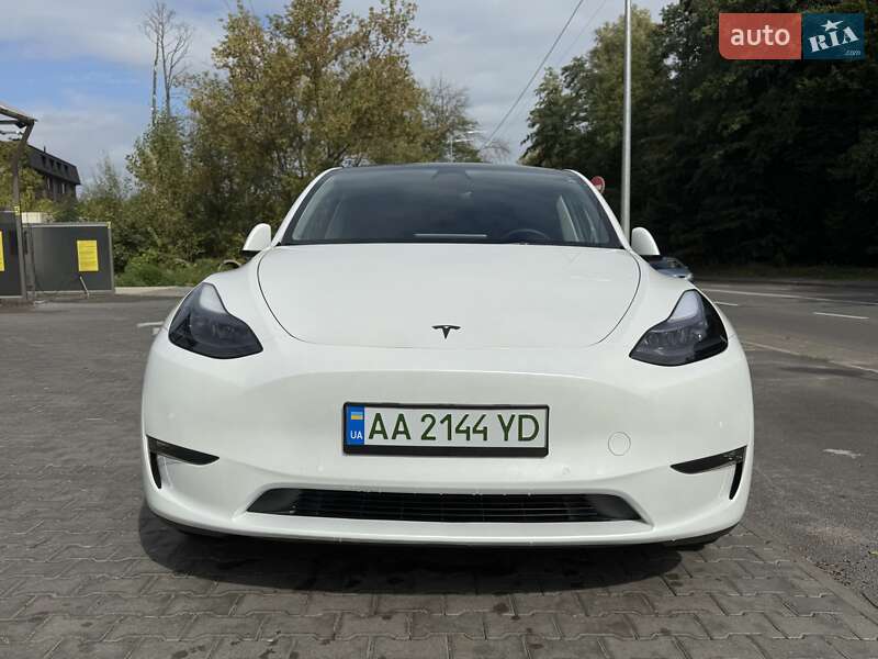 Внедорожник / Кроссовер Tesla Model Y 2022 в Киеве