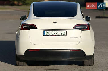Позашляховик / Кросовер Tesla Model Y 2021 в 