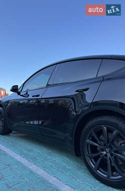 Внедорожник / Кроссовер Tesla Model Y 2023 в 