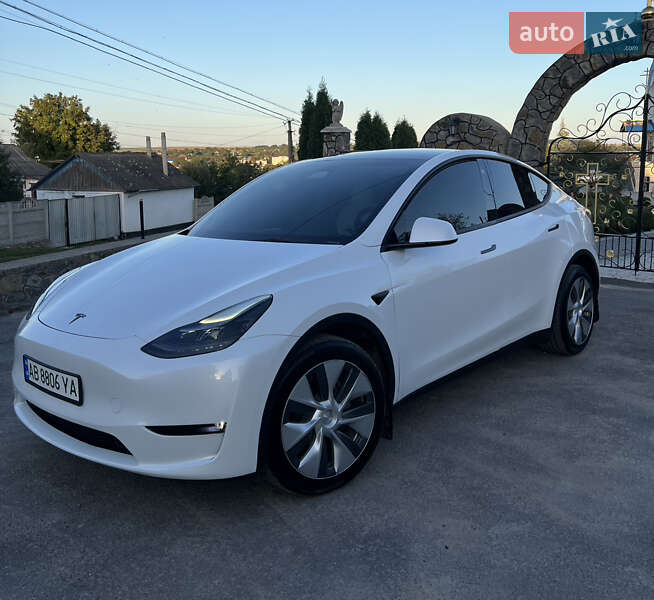 Внедорожник / Кроссовер Tesla Model Y 2023 в 