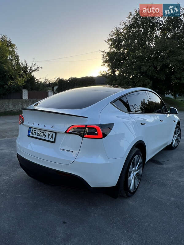 Позашляховик / Кросовер Tesla Model Y 2023 в Шаргороді