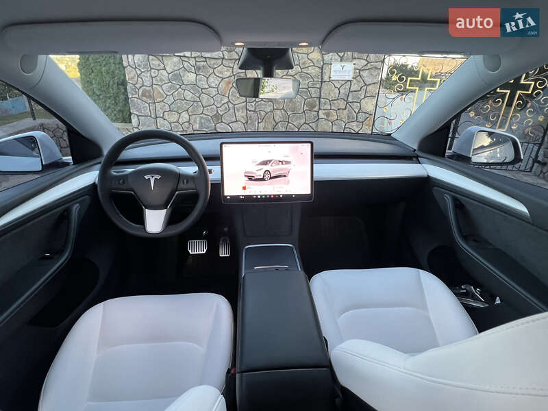 Позашляховик / Кросовер Tesla Model Y 2023 в Шаргороді