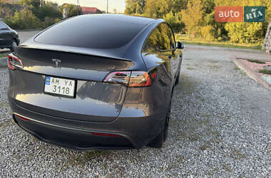 Внедорожник / Кроссовер Tesla Model Y 2022 в 