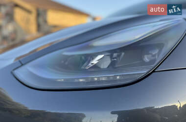 Внедорожник / Кроссовер Tesla Model Y 2022 в 