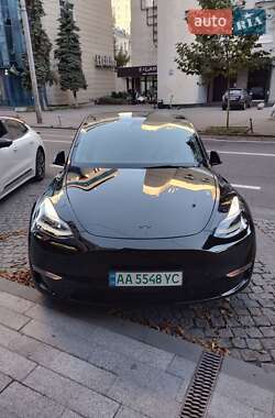 Позашляховик / Кросовер Tesla Model Y 2021 в 