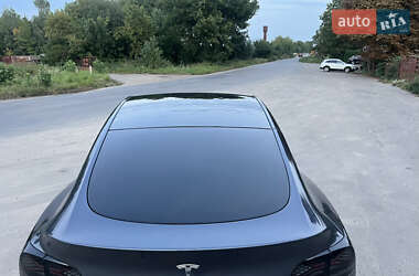 Позашляховик / Кросовер Tesla Model Y 2022 в  фото 5 Позашляховик / Кросовер Tesla Model Y 2022 в
