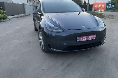 Позашляховик / Кросовер Tesla Model Y 2022 в  фото 24 Позашляховик / Кросовер Tesla Model Y 2022 в