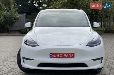 Позашляховик / Кросовер Tesla Model Y 2023 в 