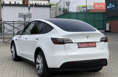Позашляховик / Кросовер Tesla Model Y 2023 в 