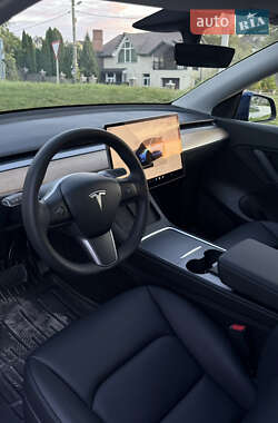 Позашляховик / Кросовер Tesla Model Y 2022 в 