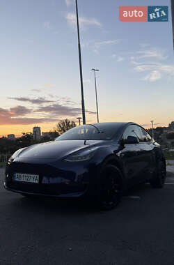 Позашляховик / Кросовер Tesla Model Y 2022 в 