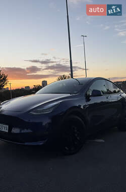 Позашляховик / Кросовер Tesla Model Y 2022 в 