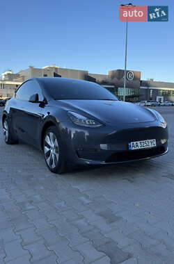 Позашляховик / Кросовер Tesla Model Y 2021 в Києві