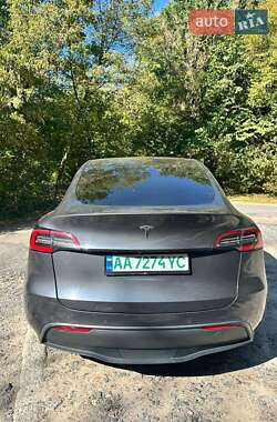Позашляховик / Кросовер Tesla Model Y 2021 в 