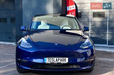 Позашляховик / Кросовер Tesla Model Y 2022 в 