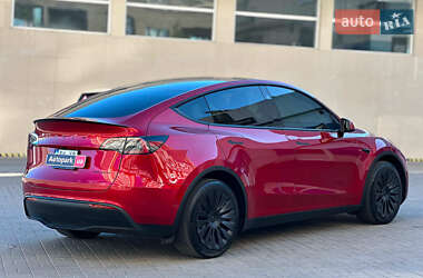 Внедорожник / Кроссовер Tesla Model Y 2024 в 