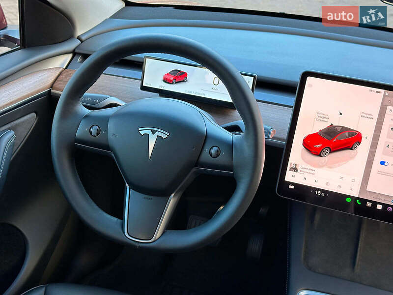 Позашляховик / Кросовер Tesla Model Y 2024 в Одесі