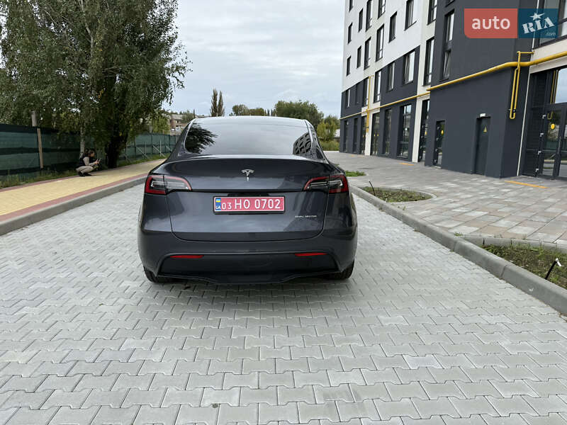 Внедорожник / Кроссовер Tesla Model Y 2023 в Буче
