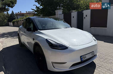 Внедорожник / Кроссовер Tesla Model Y 2023 в 