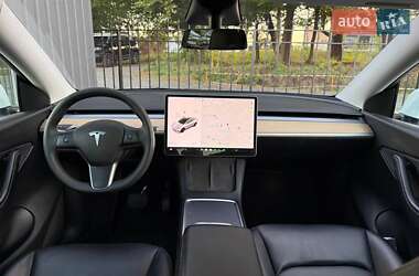 Внедорожник / Кроссовер Tesla Model Y 2021 в 
