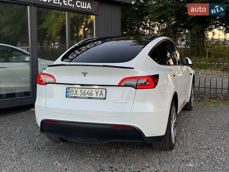 Позашляховик / Кросовер Tesla Model Y 2021 в Хмельницькому