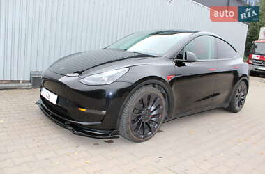 Внедорожник / Кроссовер Tesla Model Y 2023 в 