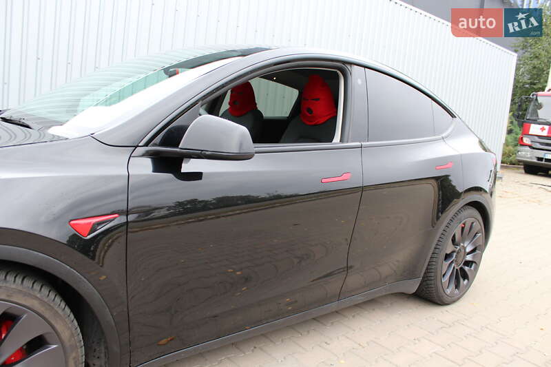 Внедорожник / Кроссовер Tesla Model Y 2023 в Белой Церкви