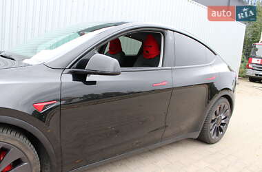 Внедорожник / Кроссовер Tesla Model Y 2023 в 
