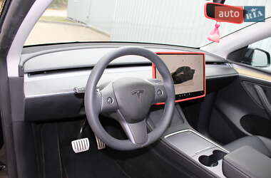 Внедорожник / Кроссовер Tesla Model Y 2023 в 