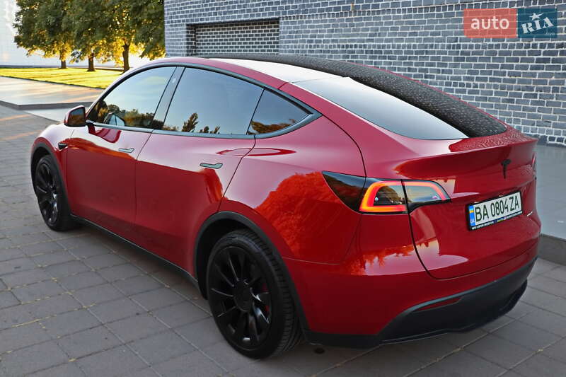 Позашляховик / Кросовер Tesla Model Y 2023 в Кременчуці