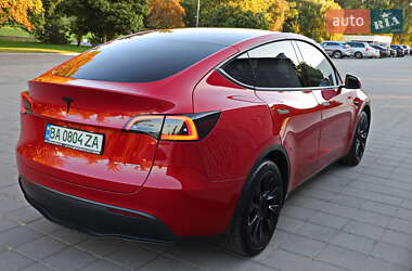 Позашляховик / Кросовер Tesla Model Y 2023 в 