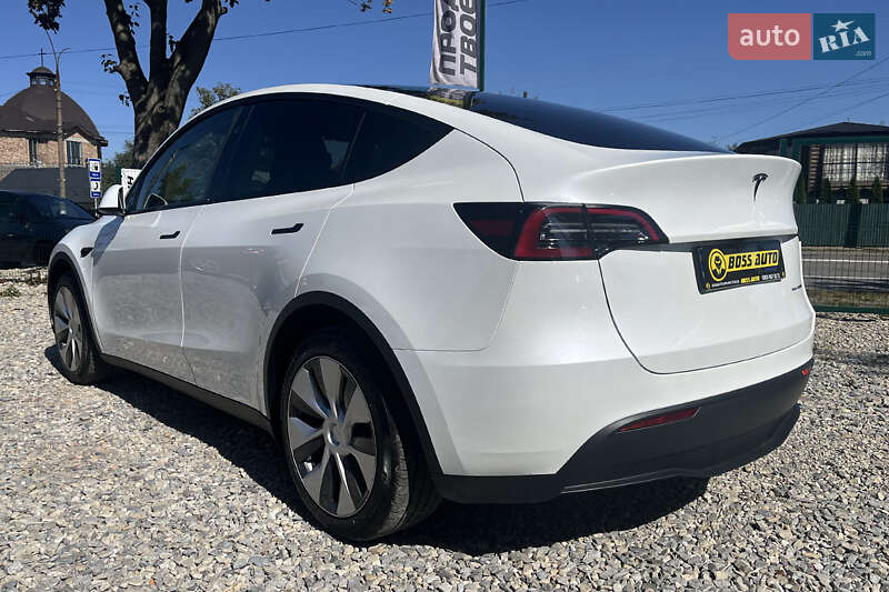 Позашляховик / Кросовер Tesla Model Y 2023 в Коломиї