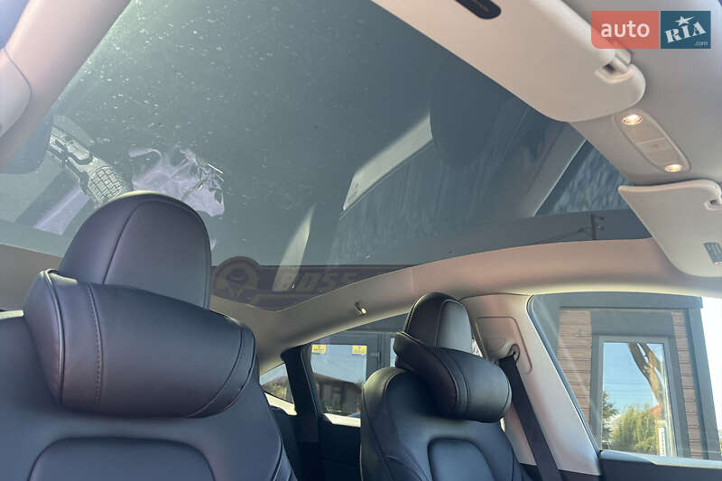 Позашляховик / Кросовер Tesla Model Y 2023 в Коломиї