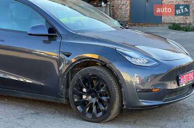 Позашляховик / Кросовер Tesla Model Y 2021 в 