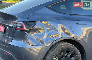 Позашляховик / Кросовер Tesla Model Y 2021 в 