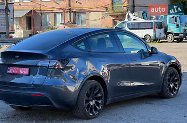 Позашляховик / Кросовер Tesla Model Y 2021 в 