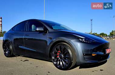 Внедорожник / Кроссовер Tesla Model Y 2023 в 