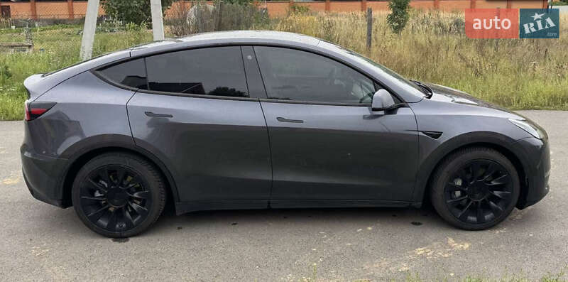 Позашляховик / Кросовер Tesla Model Y 2023 в Києві