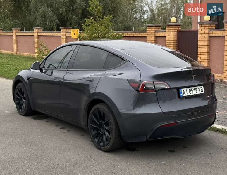 Позашляховик / Кросовер Tesla Model Y 2023 в Києві