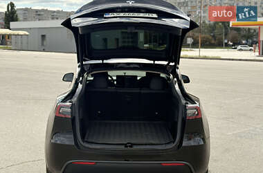 Внедорожник / Кроссовер Tesla Model Y 2021 в 
